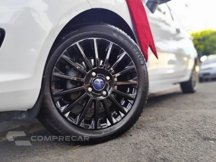 FIESTA 1.6 SEL HATCH 16V FLEX 4P MANUAL