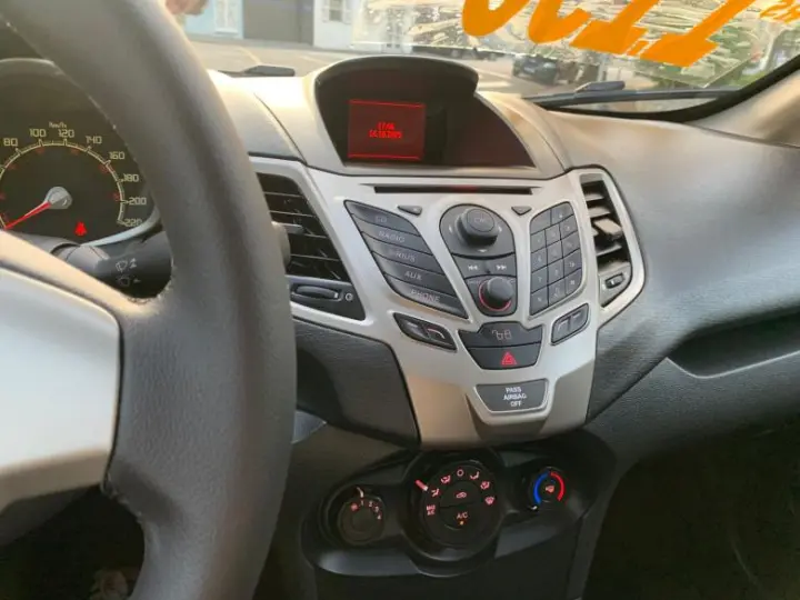 FIESTA 1.6 SE 16V