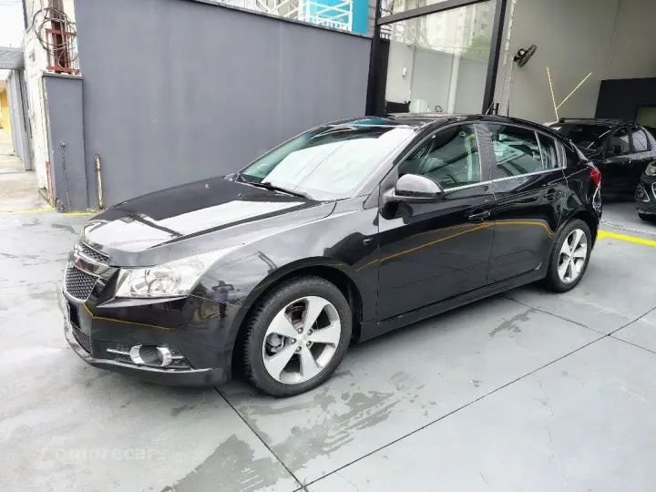 CRUZE HB Sport LT 1.8 16V FlexP. 5p Aut