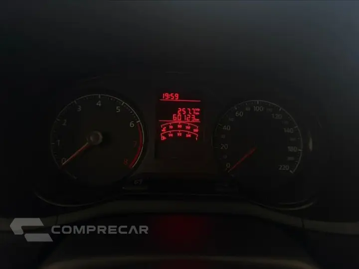 VOYAGE 1.0 12V MPI Totalflex