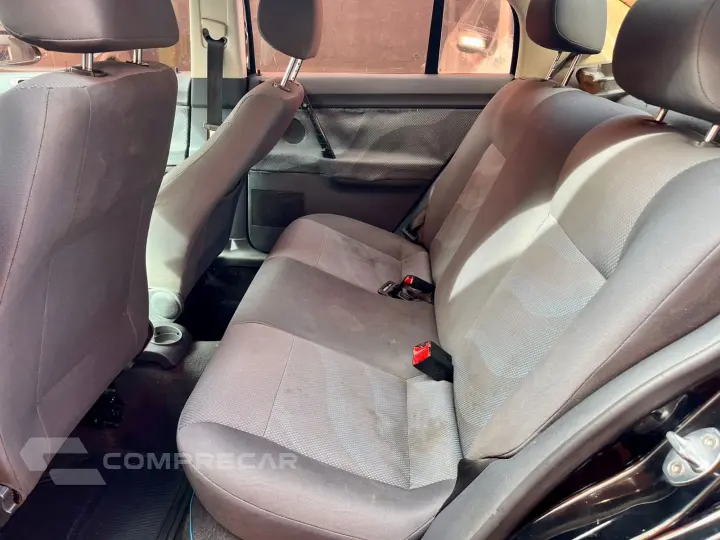 POLO SEDAN 1.6 MI 8V