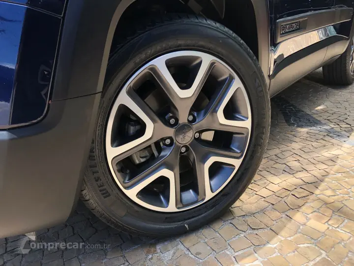 Renegade 1.8 16V Flex Longitude 4P Automático