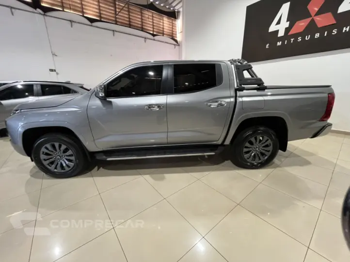 TRITON 2.4 Biturbo CD Hpe-s 4X4
