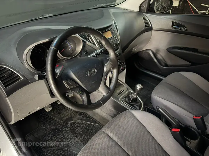 HB20S 1.0 UNIQUE 12V FLEX 4P MANUAL