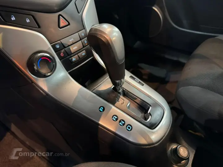 CRUZE LT 1.8 16V FlexPower 4p Aut.