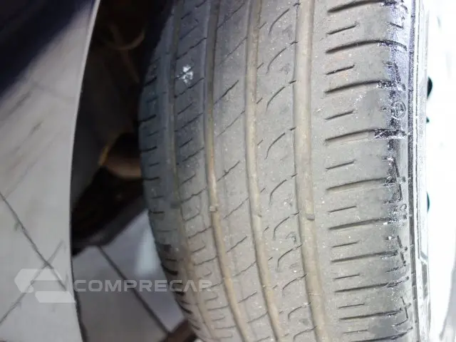 FOX - 1.6 MSI COMFORTLINE 8V 4P MANUAL