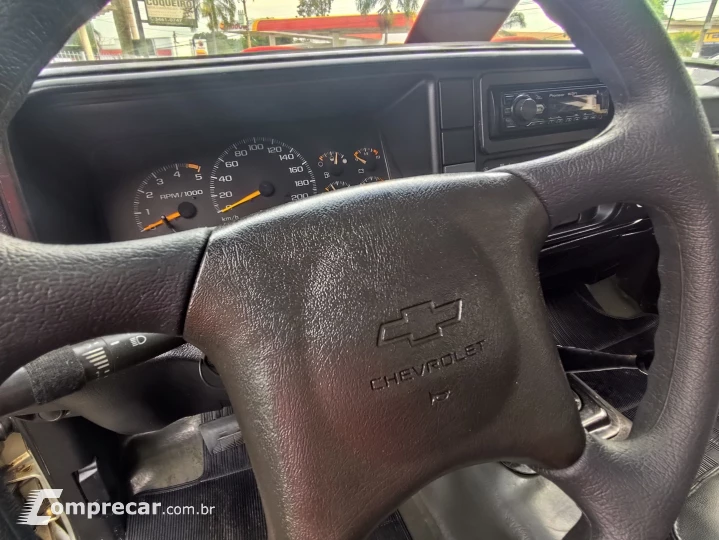 SILVERADO 4.2 D-20 4X2 CS 18V TURBO INTERCOOLER DIESEL 2P MA