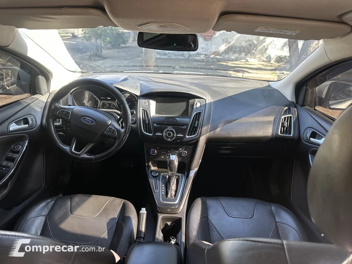 FOCUS 2.0 Titanium Hatch 16V