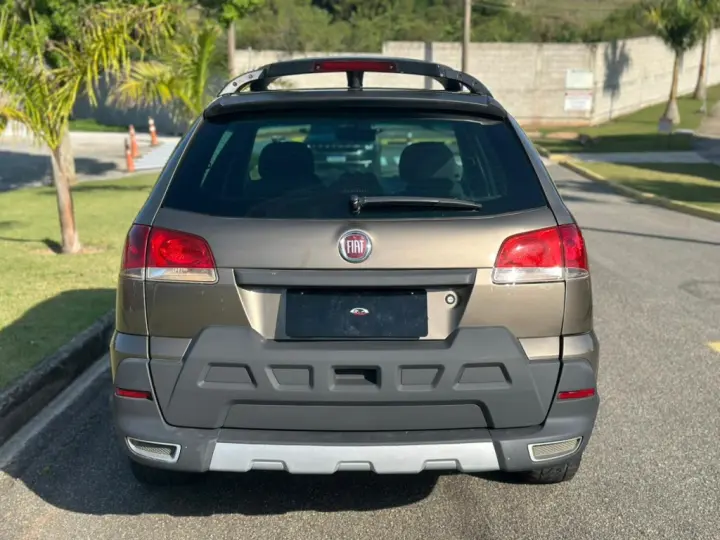 PALIO 1.8 MPI ADVENTURE LOCKER WEEKEND 8V FLEX 4P MANUAL