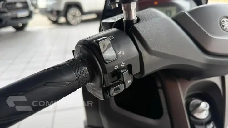 YAMAHA NMAX CONNECTED 160 ABS