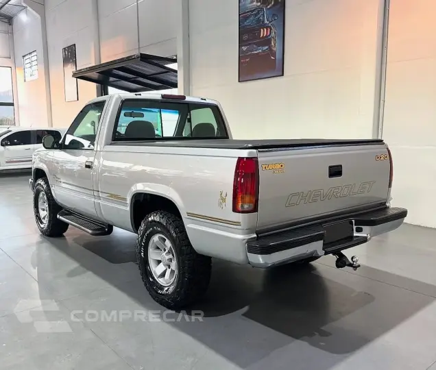 SILVERADO 4.2 D-20 Rodeio 4X2 CS 18V Turbo Intercooler