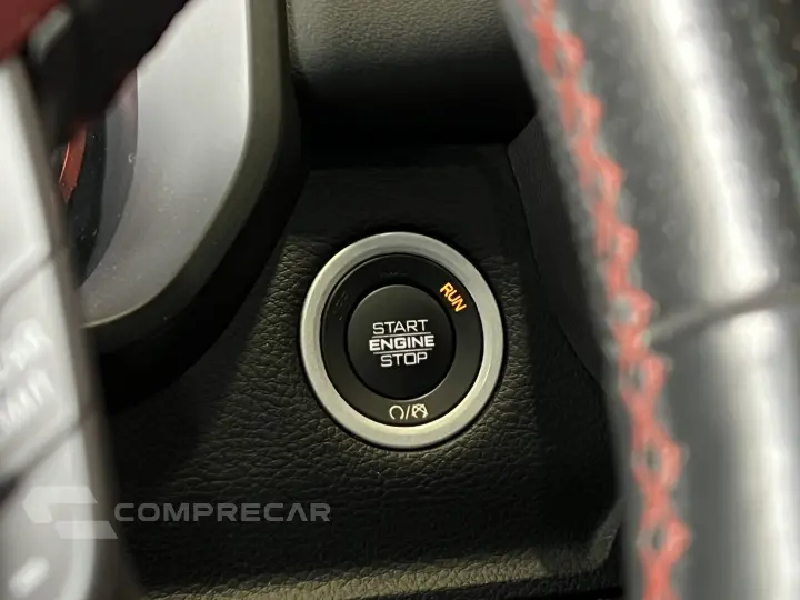 1500 5.7 V8 GASOLINA REBEL CD 4X4 AUTOMÁTICO