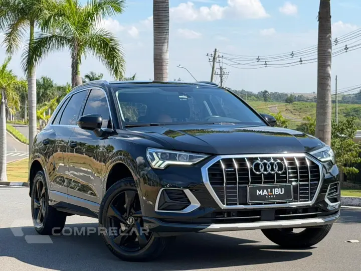 Q3 2.0 40 TFSI Prestige Quattro