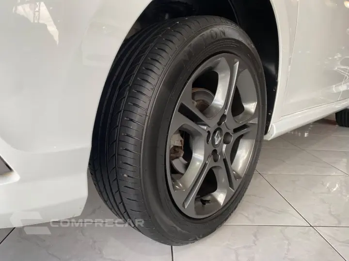 SANDERO 1.6 16V SCE GT Line