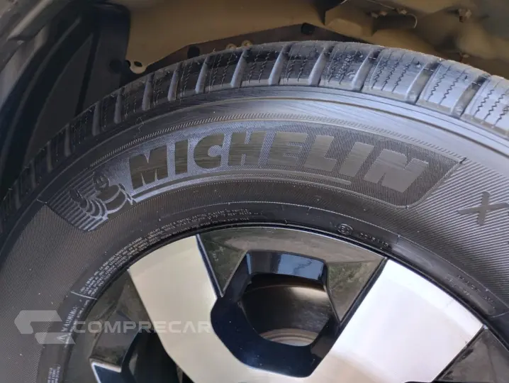 S10 2.4 MPFI LTZ 4X2 CD 8V
