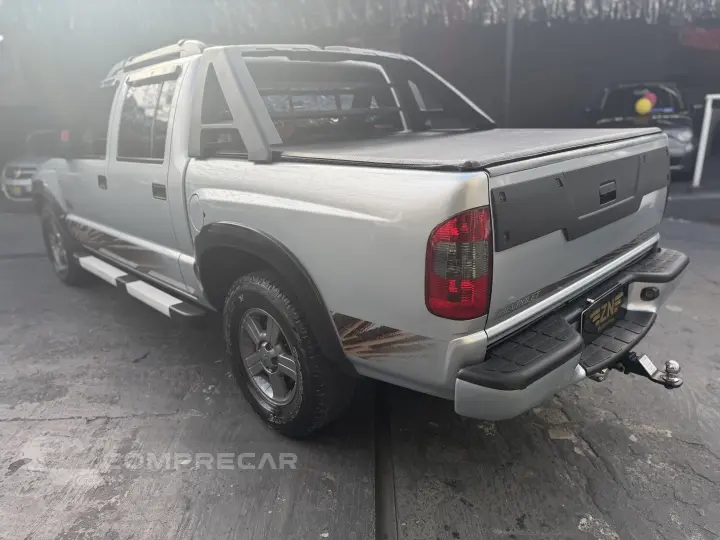 S10 2.4 MPFI RODEIO 4X2 CD 8V FLEX 4P MANUAL