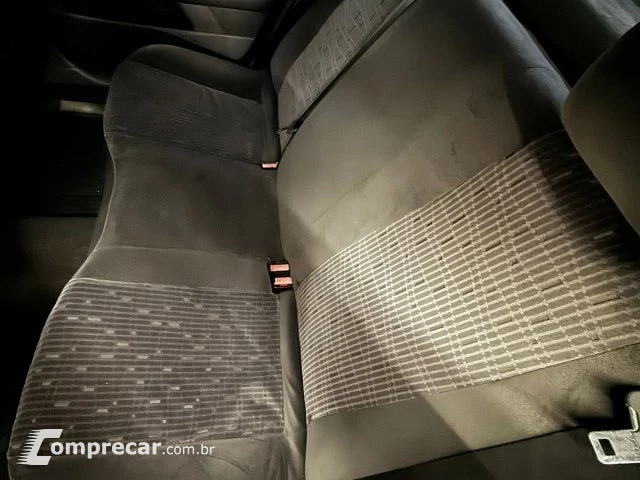 MÉGANE SEDAN - 1.6 DYNAMIQUE 16V 4P MANUAL