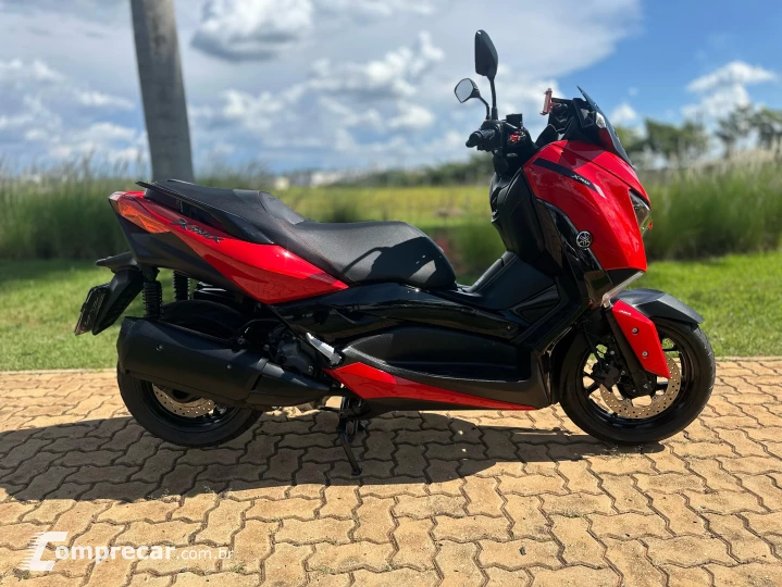 XMAX 250