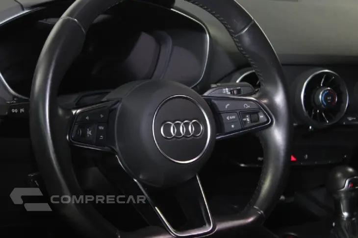 TT 2.0 TFSI Coupé Attraction