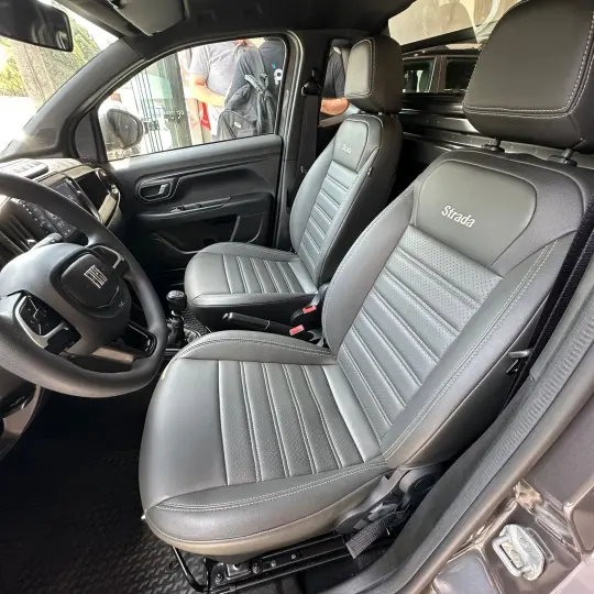 Strada Freedom 1.3 Flex 8V  CS Plus