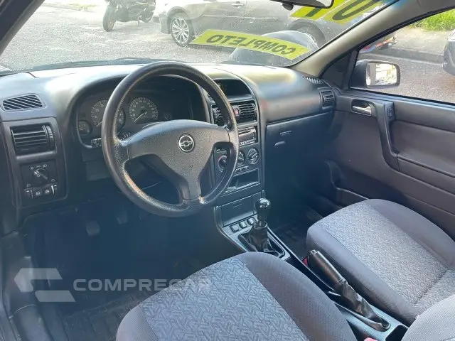 ASTRA HATCH - 2.0 MPFI ADVANTAGE 8V 2P MANUAL