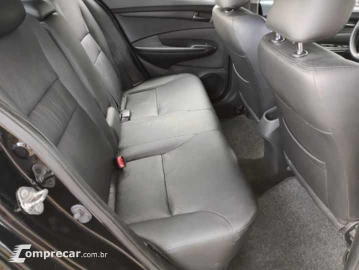 CITY 1.5 LX Sedan 16V