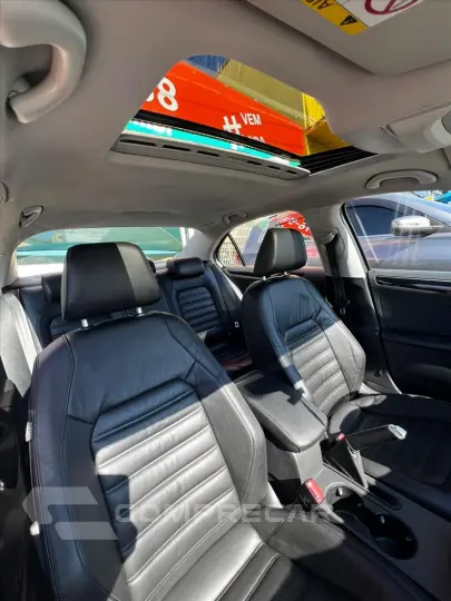 JETTA 2.0 TSI Highline 211cv