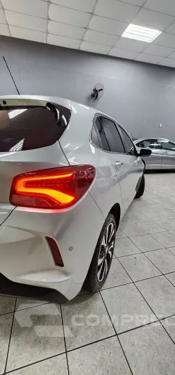 ONIX HATCH PREM. 1.0 12V TB Flex 5p Aut.