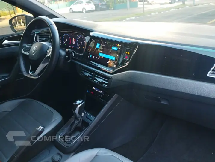 Nivus 1.0 4P FLEX 200 TSI HIGHLINE TURBO AUTOMÁTICO