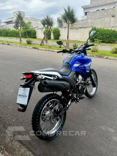 XTZ 250 Lander