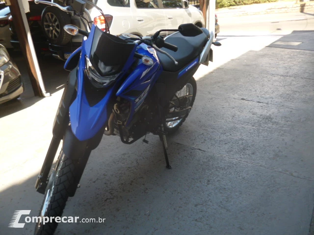 XTZ 250 LANDER