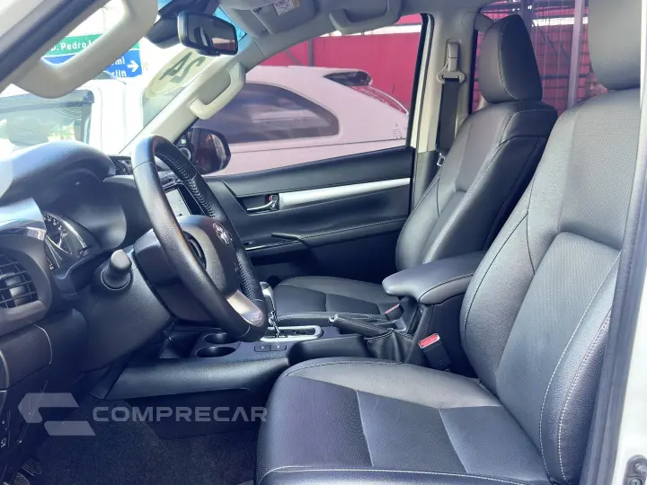HILUX 2.8 D-4D TURBO DIESEL CD SRX 4X4 AUTOMÁTICO