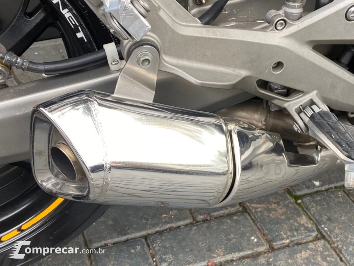 CB 600F HORNET