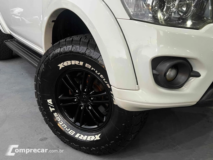 L200 TRITON 3.5 HPE 4X4 CD V6 24V FLEX 4P AUTOMÁTICO