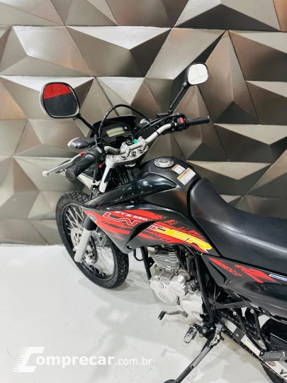 XTZ 250 LANDER