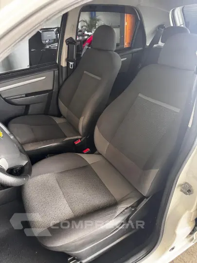 CELTA 1.0 MPFI LT 8V