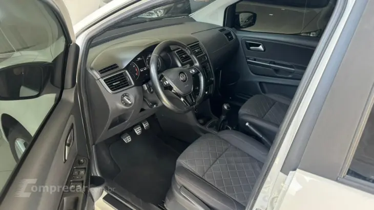 FOX 1.6 MI Highline 8V