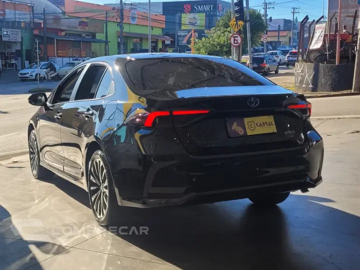 Corolla Altis Prem. 1.8 Aut. (Híbrido)
