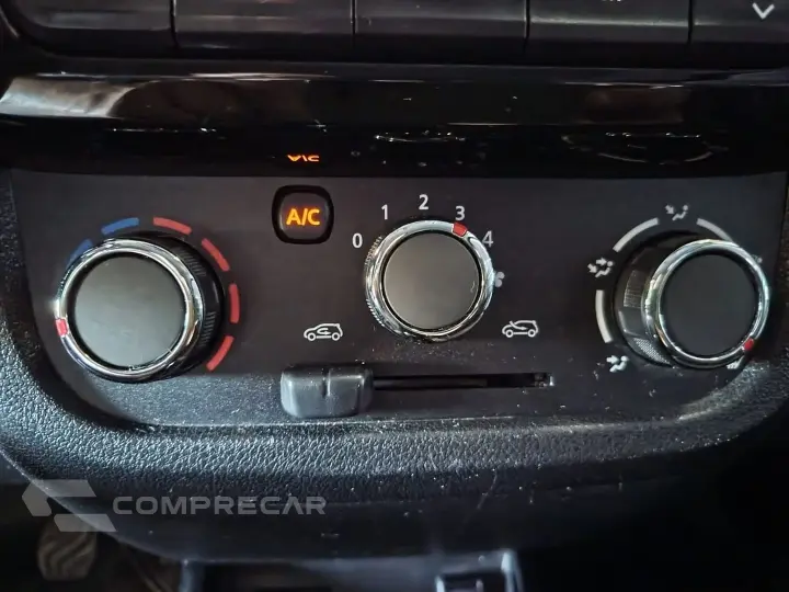 Kwid 1.0 12V Sce Flex Outsider Manual