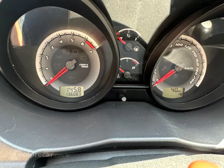 FIESTA 1.6 MPI Class Sedan 8V