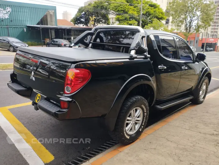 L 200 Triton 3.5 V6 HPE 4X4 FLEX CABINE DUPLA