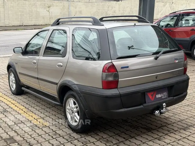 PALIO WEEKEND - 1.6 MPI ADVENTURE WEEKEND 8V 4P MANUAL