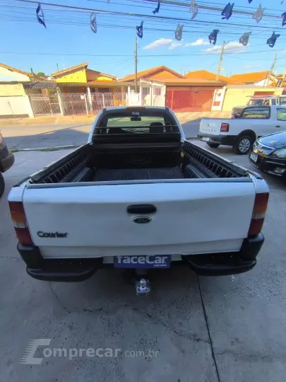 Courier 1.6 L/ 1.6 Flex