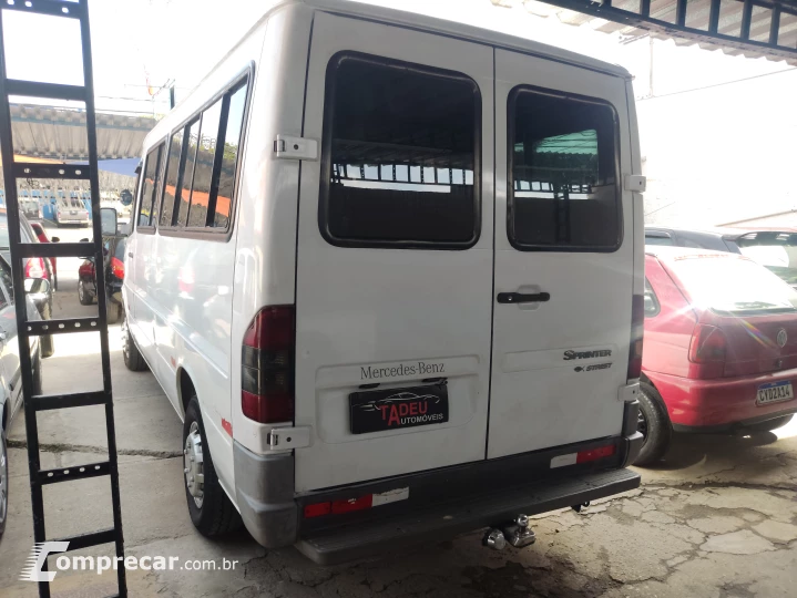 SPRINTER 2.2 311 CDI Furgão Street 7.5 16V Bi-turbo