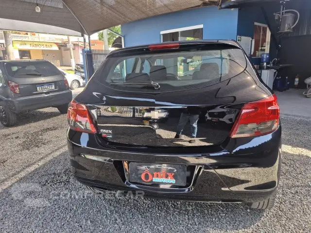 ONIX - 1.0 MPI JOY 8V 4P MANUAL