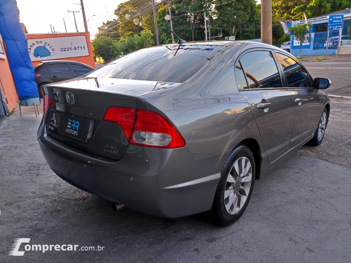 CIVIC 1.8 LXL 16V