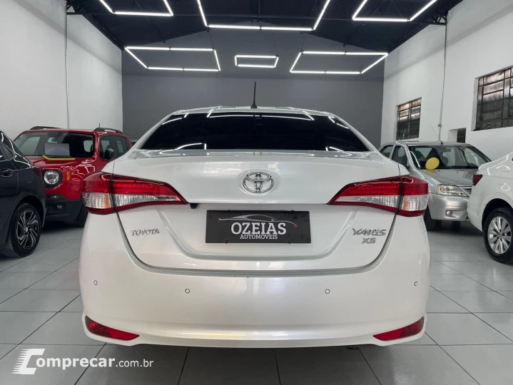 YARIS 1.5 16V Sedan XS Connect