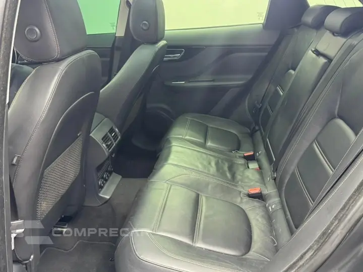 F-PACE 2.0 16V TURBO DIESEL PRESTIGE AWD 4P AUTOMÁTICO