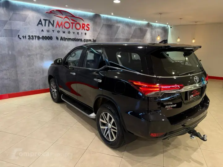 Hilux SW4 2.8 16V 4P SRX PLATINUM 4X4 7 LUGARES TURBO DIESEL