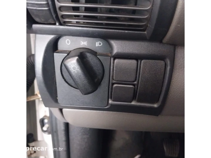 CLASSIC 1.0 MPFI LS 8V FLEX 4P MANUAL